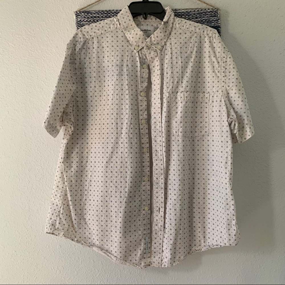 Men’s Button Down